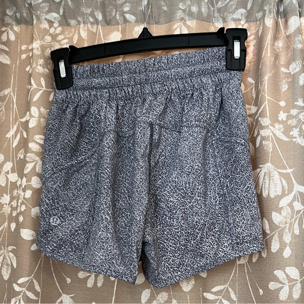 Lululemon Tracker Shorts - image 2